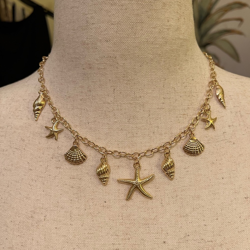 Gold Sea Charm Necklace with Starfish and Shells NWOT